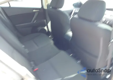 2012 Mazda Mazda3 I Sport z USA, uszkodzony, nr VIN JM1BL1UF9C1552437